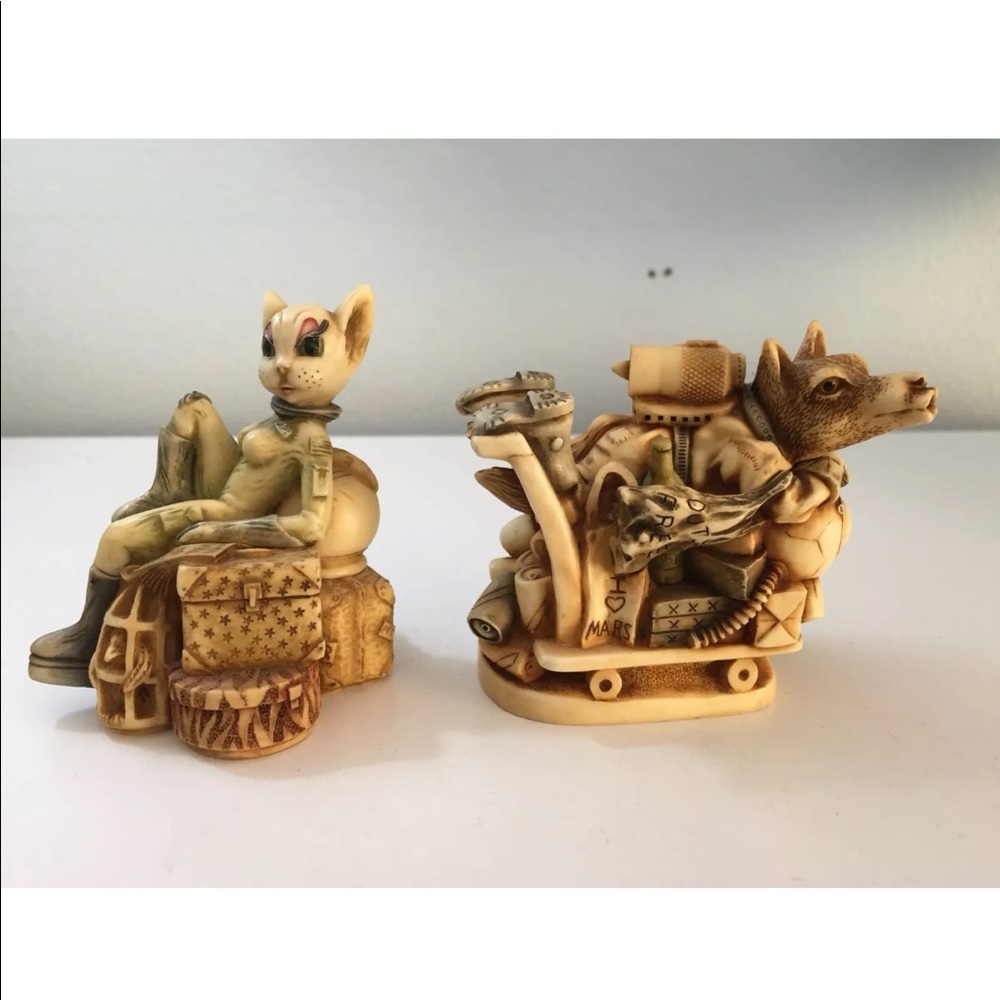 Harmony kingdom Minx on the Moon & Wolfe in Space